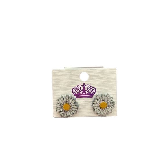 ‎Flower stud Earring - Picture 1 of 1